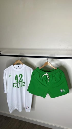 طقم اوفر سايز اخضر رقم 42