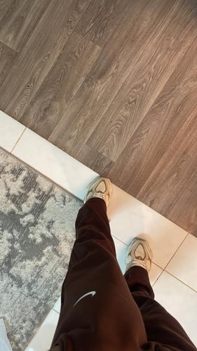 بانتس نايك بني