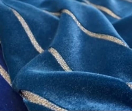 قطيفة مقلم بقصب