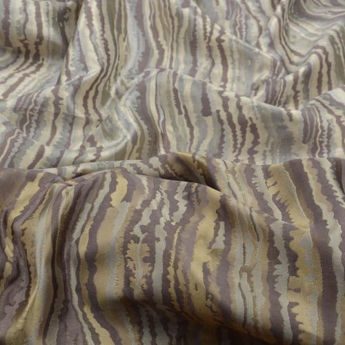 قماش بروكار مقصب دبل فيس 23007