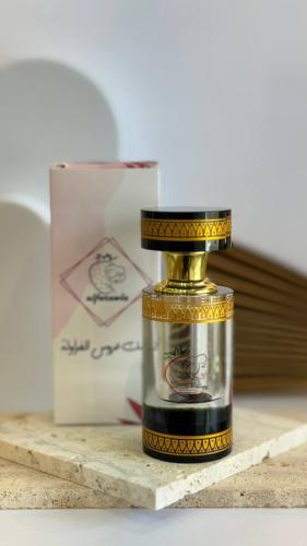 مسك العروس الابيض من ماركة الفراولة