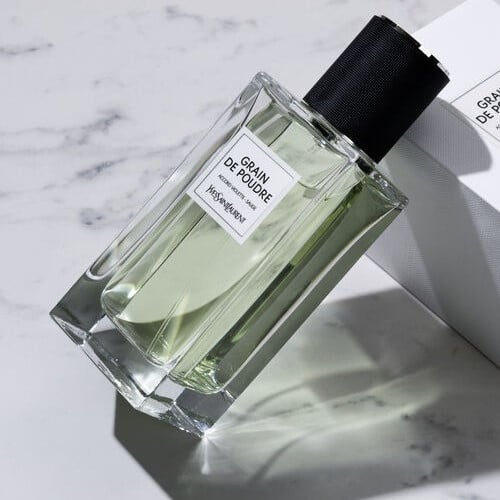 عطر غرين دي بودر اكورد فيوليت من ماركة ايف سان لور...