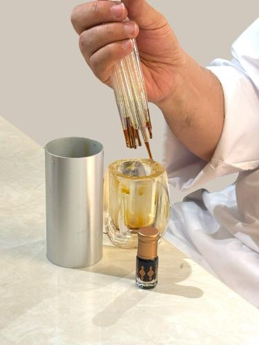 بقايا العود