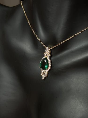 سلسال مميز مطلي ذهب