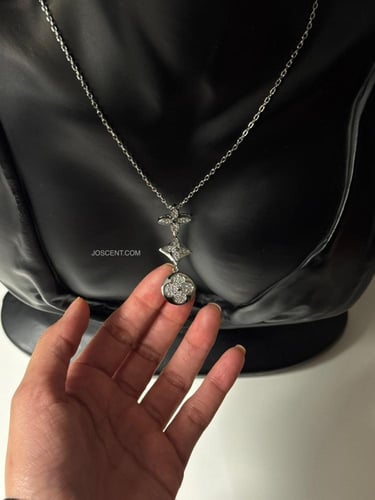 قلادة إل في فضي فصوص زيركون