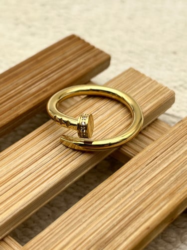 خاتم كارتير المسمار الماسي