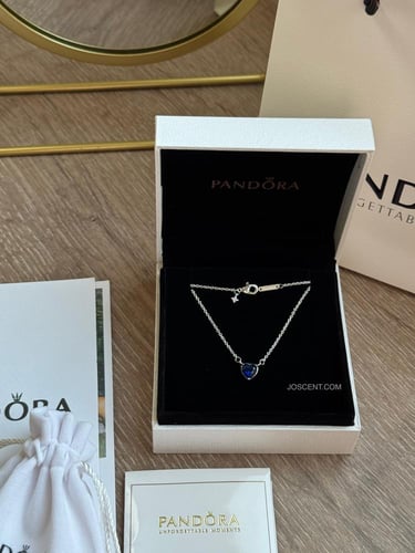 قلب المحيط سلسال باندورا أزرق