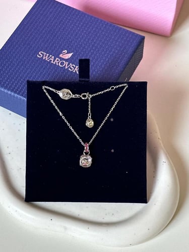 قلادة Birthstone سواروفسكي