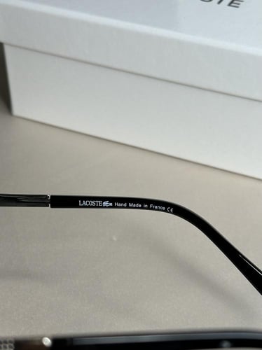 نظارة لاكوست أسود