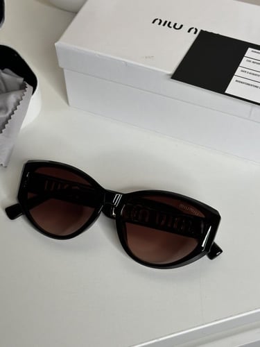 نظارة ميو ميو