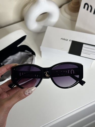 نظارة ميو ميو