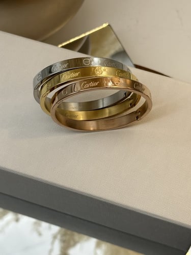 اسوارة كارتييه الثلاثية