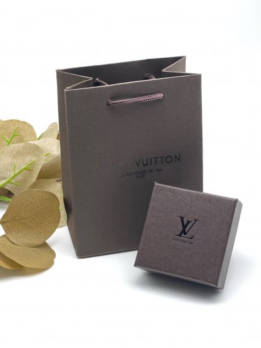 ملحقات LV بني