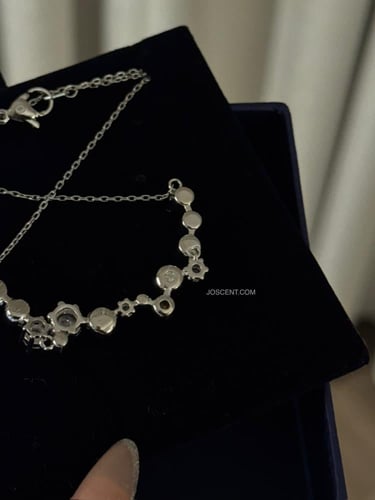 شوكر كونستيلا سوارفكسي