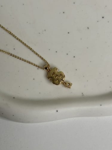 سلسال توس ذهبي