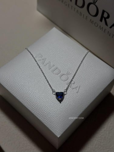 قلب المحيط سلسال باندورا أزرق