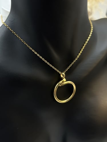 سلسال مع حلق المسمار كارتييه