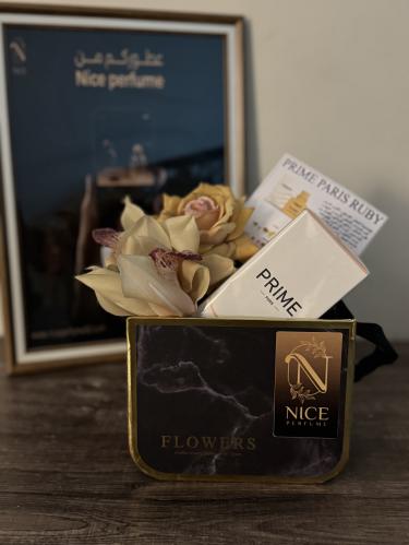 بوكس هدايا حجم وسط مع التنسيق