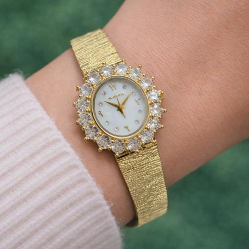 ساعة Santa Fadw النسائية