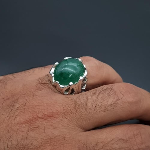 خاتم زمرد طبيعي بشهادة مختبرات MT فضة عيار 925