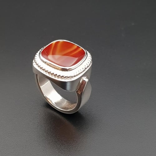 خاتم عقيق طبيعي مميز فضة عيار 925