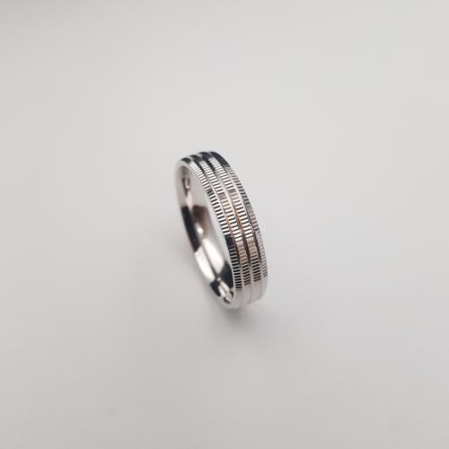 دبله رجالية كلاسيك فضة عيار 925