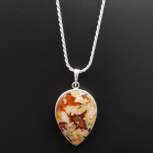 تعليقة من حجر العقيق اليماني الطبيعي فضة 925