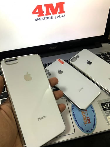 كفر ايفون أبيض شبيه الزجاج