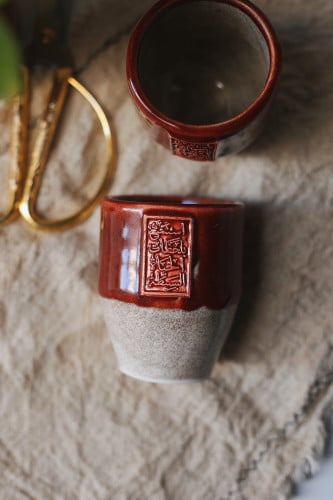 أكواب يدوية الصنع - استمتع بلحظات الحياة البسيطة