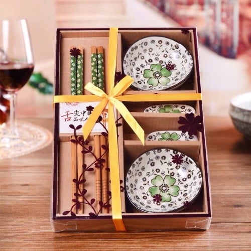 طقم اعواد صينية مصنوع بالخيزران الطبيعي اللون اخضر