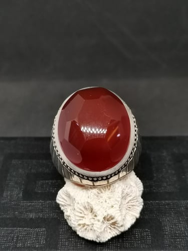 خاتم الفضة بحجر عقيق خرساني ايراني أحمر مترش بصياغ...