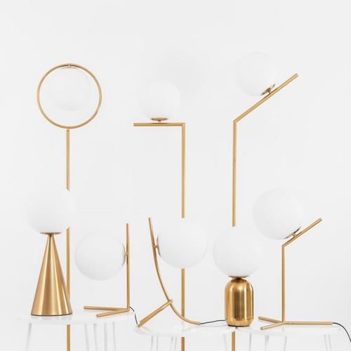 ابجورة مودرن كرة مضيئة وذراع ذهبي
