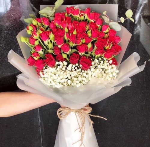 باقة لوفلي روز