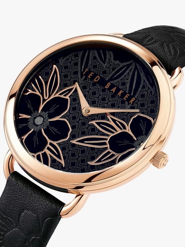 ساعة تيد بيكر