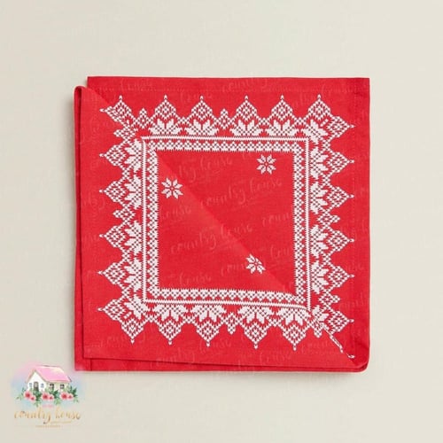 2304 مفرش أحمر شتوي مزخرف من زارا هوم