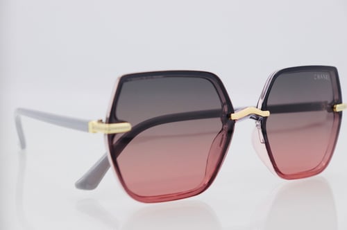 نظارة شانيل باللون الاسود المموج بالوردي - جودة عا...
