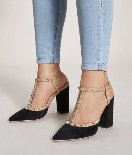 احذيه بكعب عالي اسود