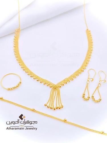 طقم ذهب عيار 21