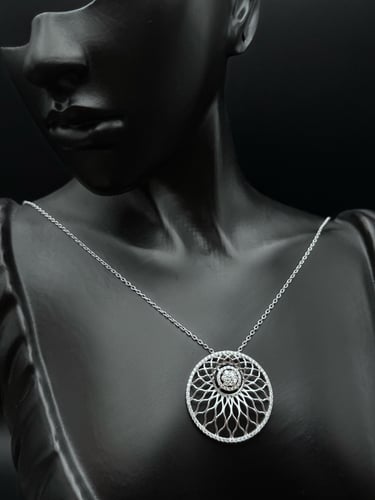 عقد الماس