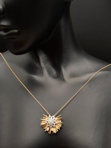 عقد الماس