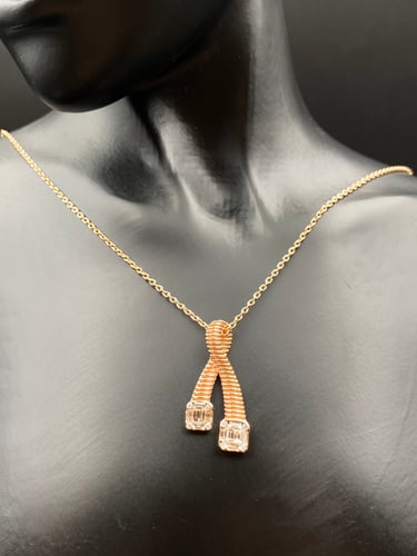 عقد الماس