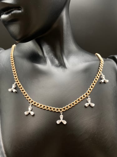 عقد الماس