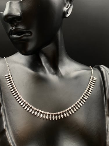 عقد الماس