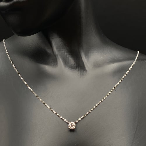 ‏عقد الماس