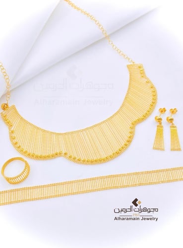 طقم ذهب عيار 21