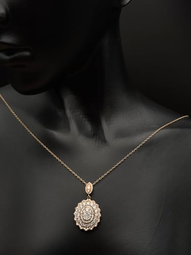 عقد الماس