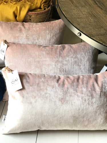 غطاء وسادة نولا مخمل وردي باهت مستطيل