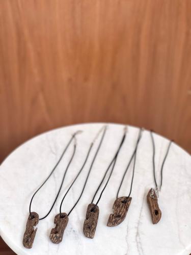 تعليقة سيارة بخوريه