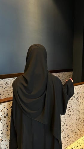 طرحتين ربط +نقابين مقوى وسط