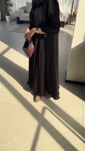 عباية وتين